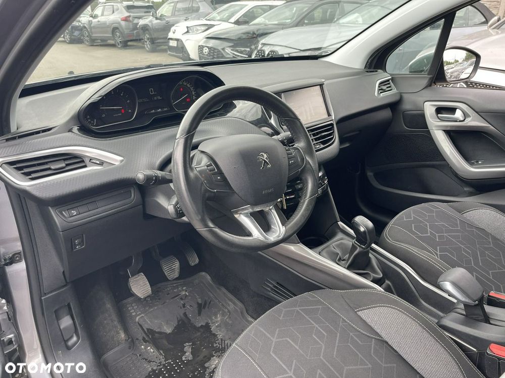 Peugeot 2008 1.6 BlueHDi Active - 9