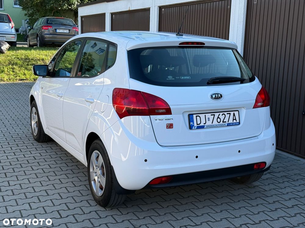 Kia Venga 1.6 M - 23