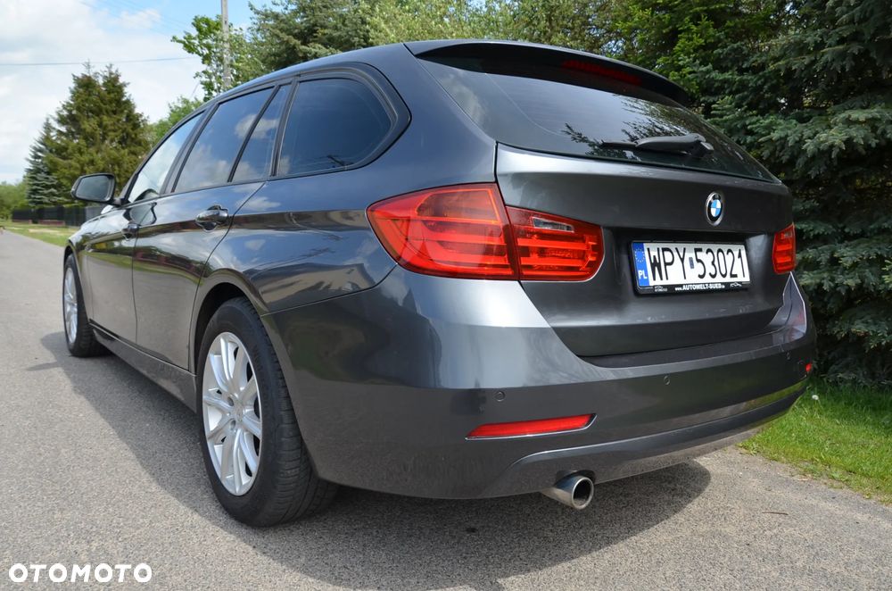 BMW Seria 3 318d Blue Performance Sport Line - 11