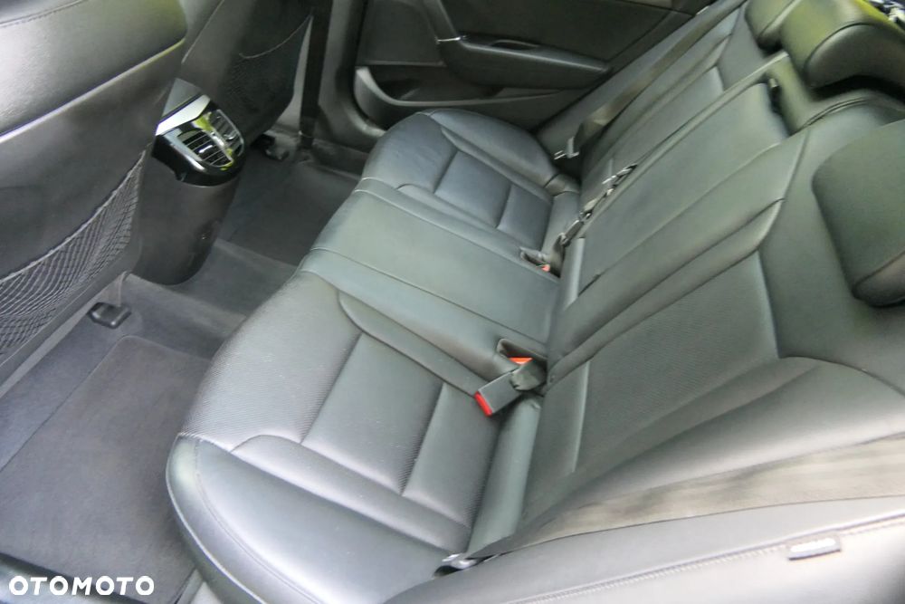 Hyundai i40 2.0 Premium - 27