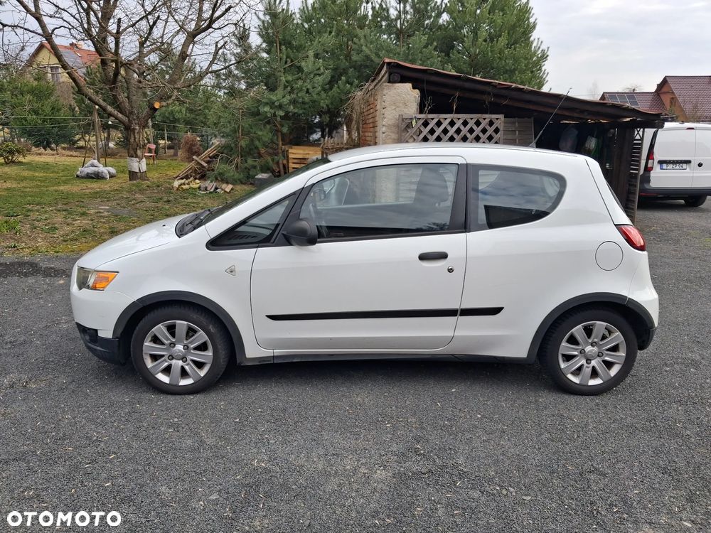 Mitsubishi Colt - 1
