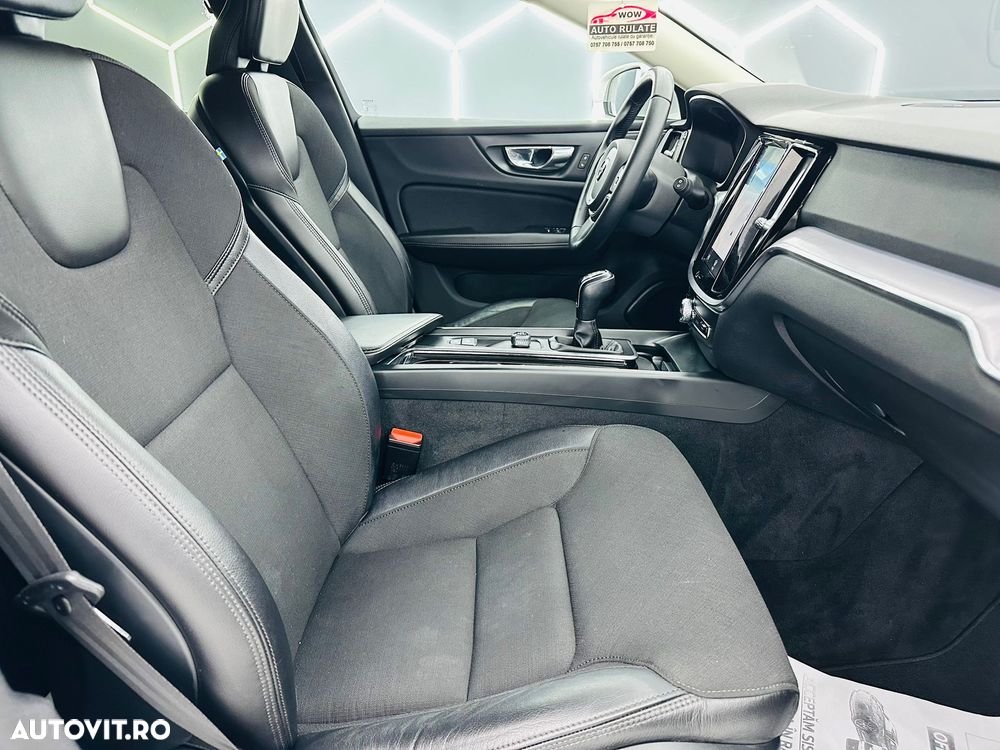 Volvo V60 D4 Momentum Pro - 16