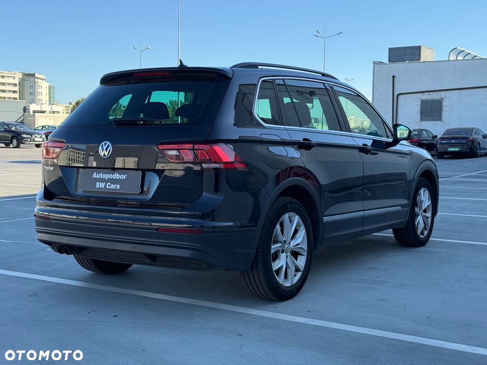 Volkswagen Tiguan - 4