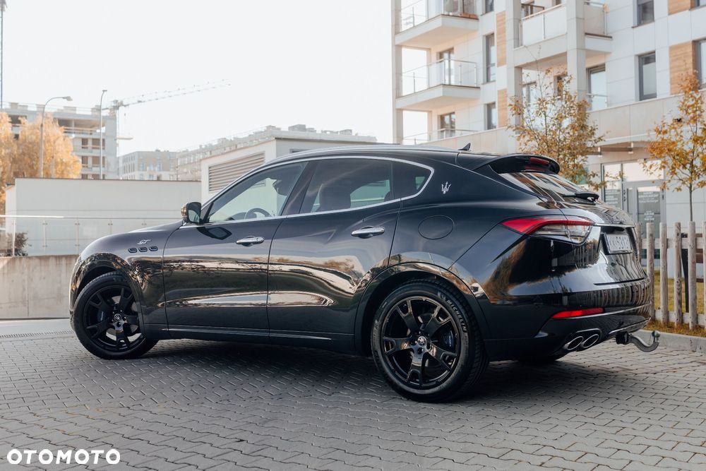 Maserati Levante - 8