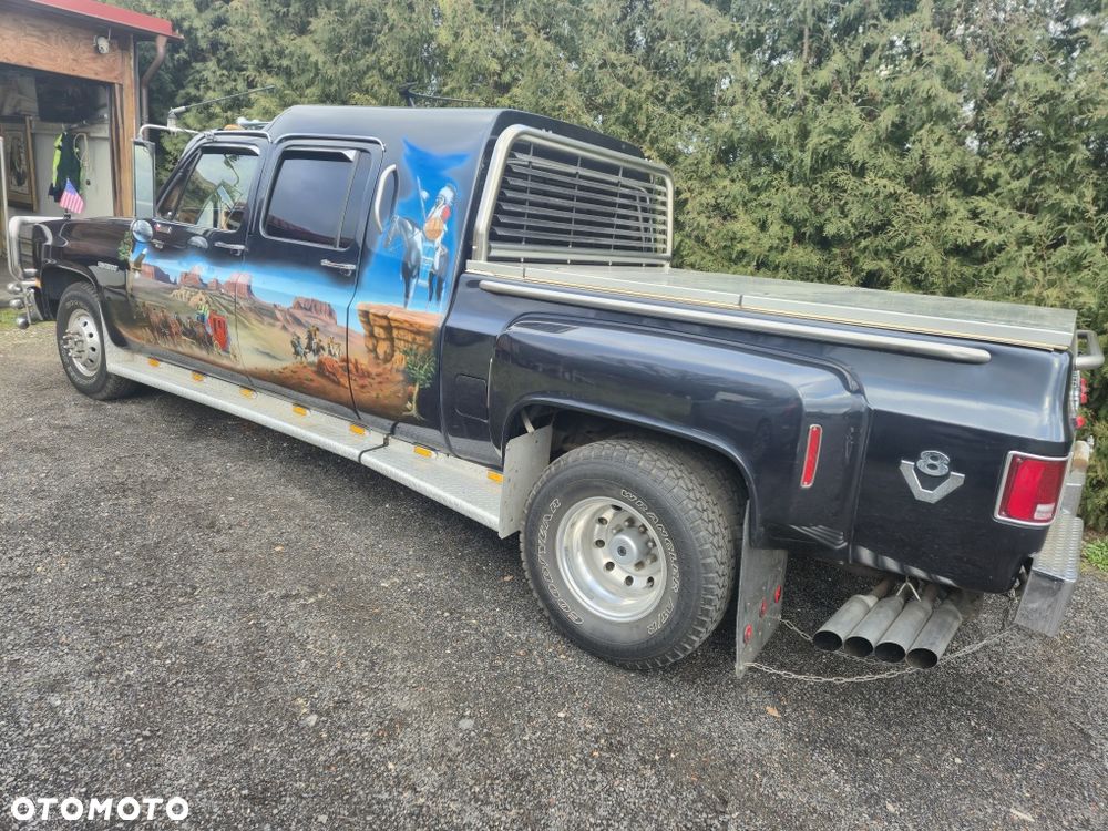 Chevrolet Silverado - 2