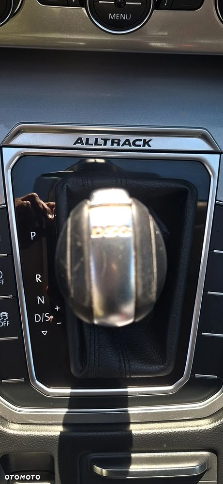 Volkswagen Passat 2.0 TDI SCR DSG 4Motion Elegance - 19