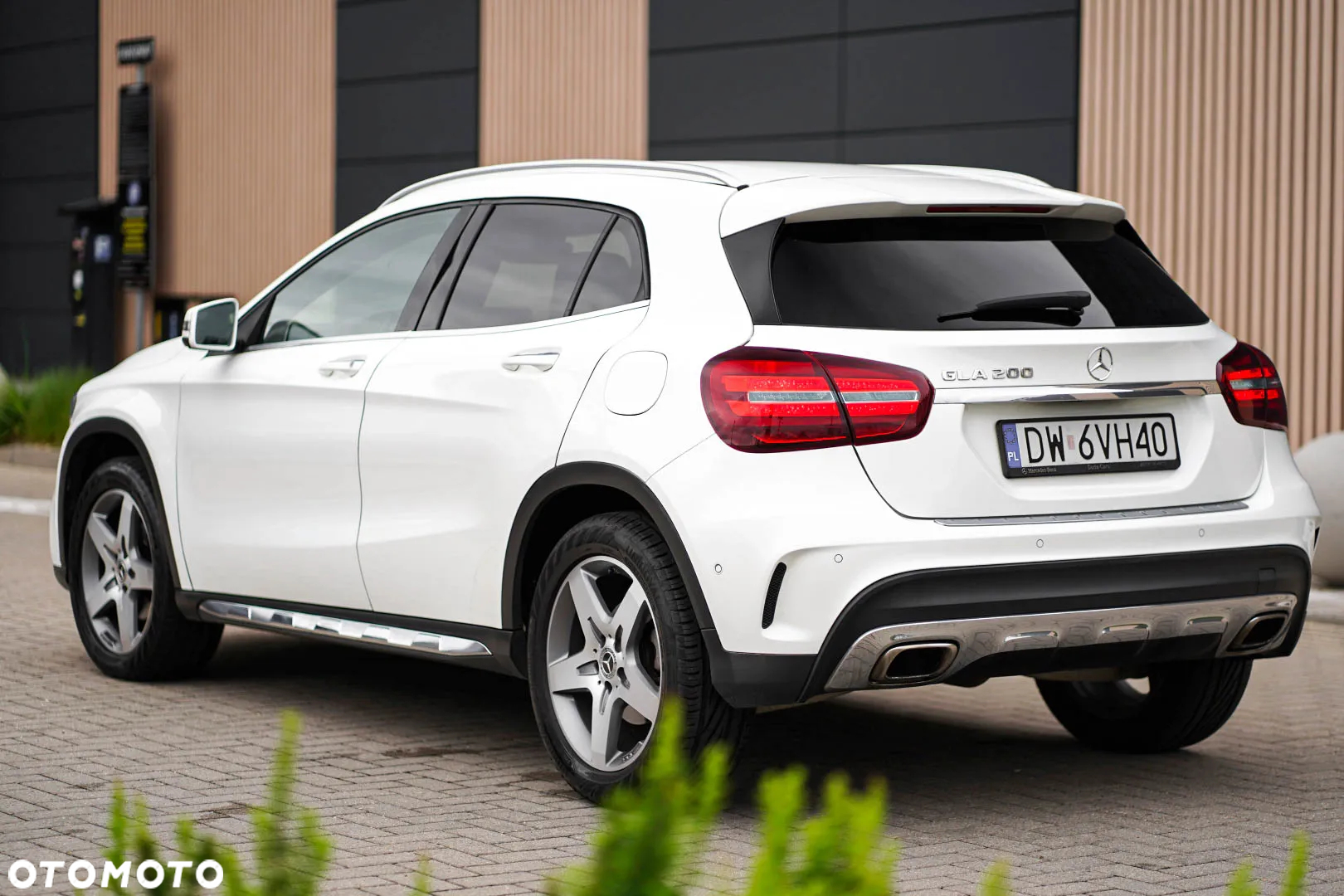 Mercedes-Benz GLA 200 7G-DCT AMG Line - 10