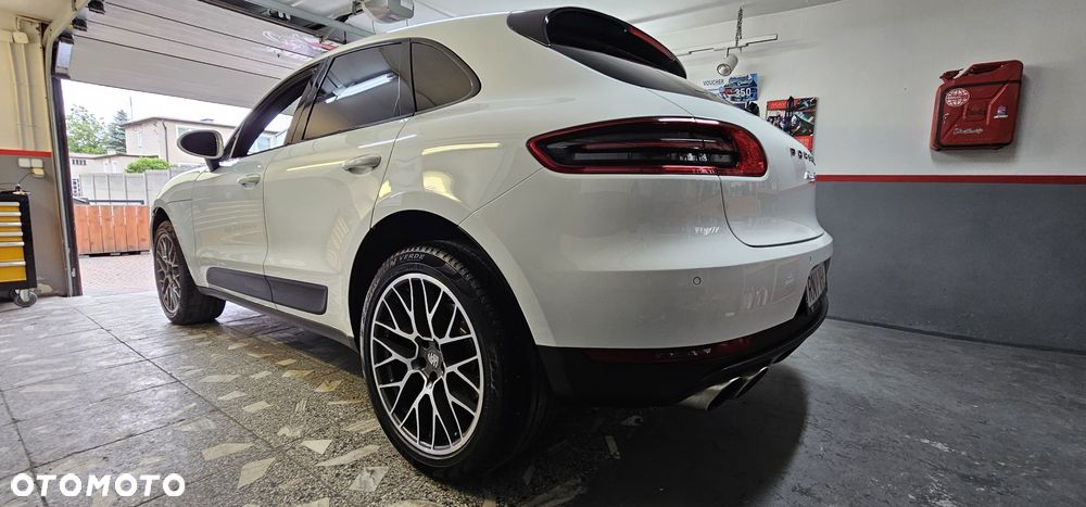 Porsche Macan S - 25