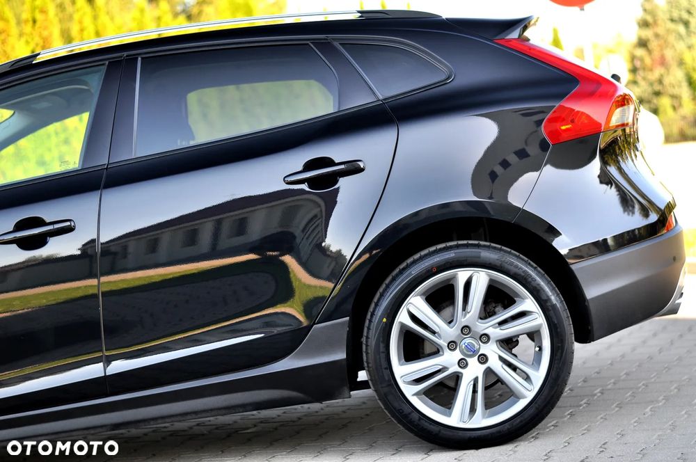Volvo V40 D4 Geartronic You - 12