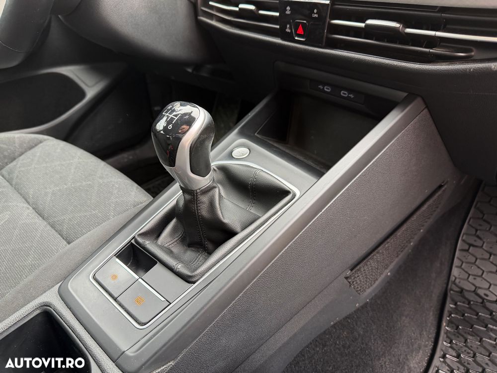 Volkswagen Golf - 14