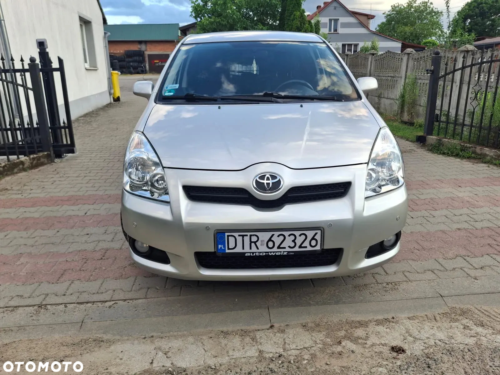 Toyota Corolla Verso 1.8 Premium + - 2