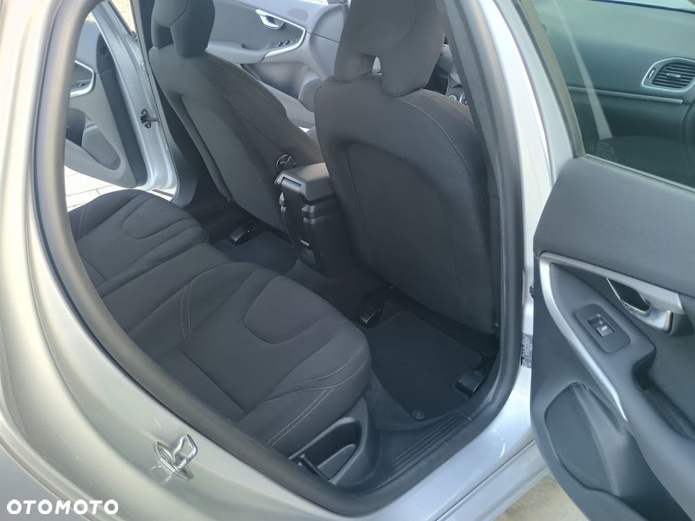 Volvo V40 D2 Drive-E Kinetic - 26