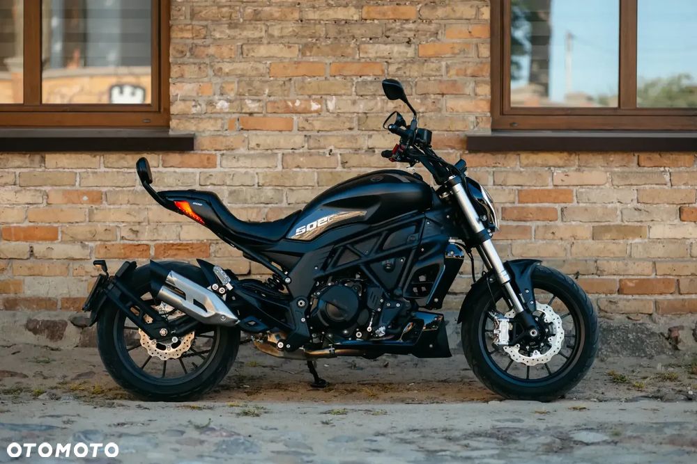 Benelli 502 C - 1