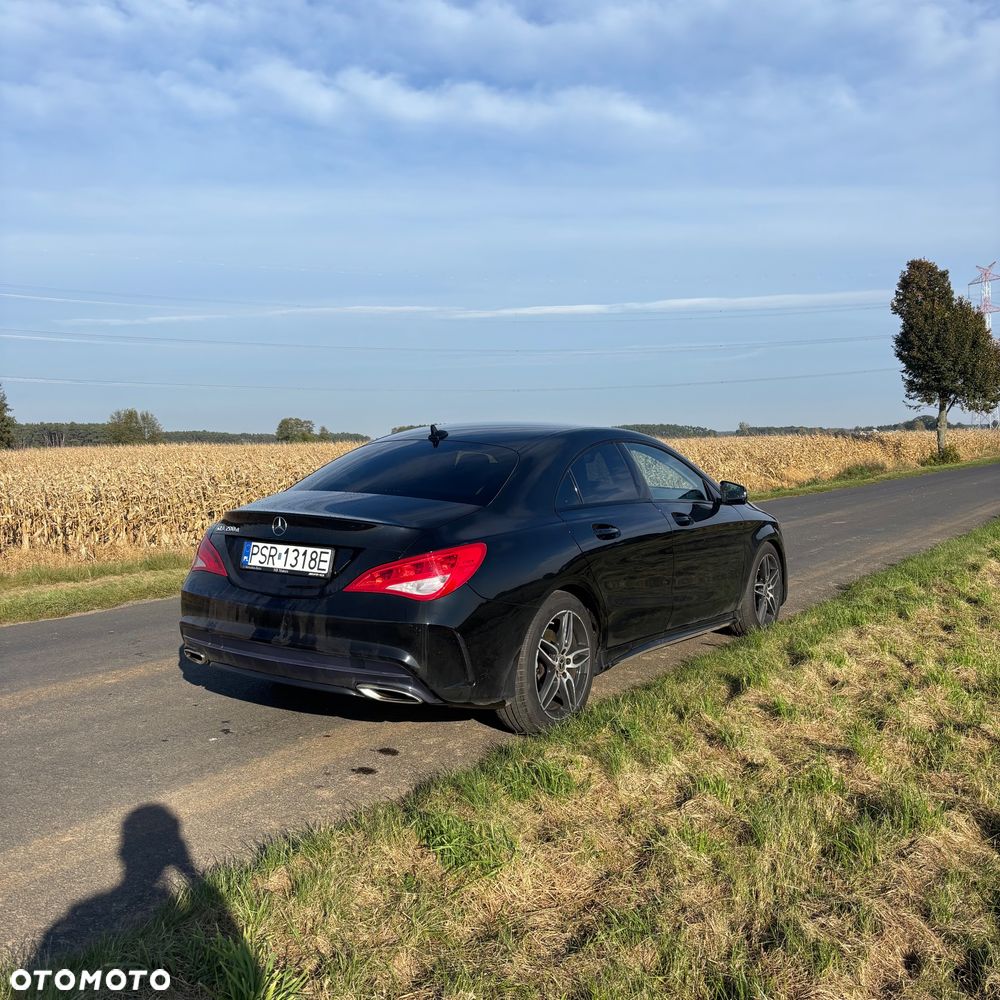 Mercedes-Benz CLA 200 d 7G-DCT AMG Line - 8