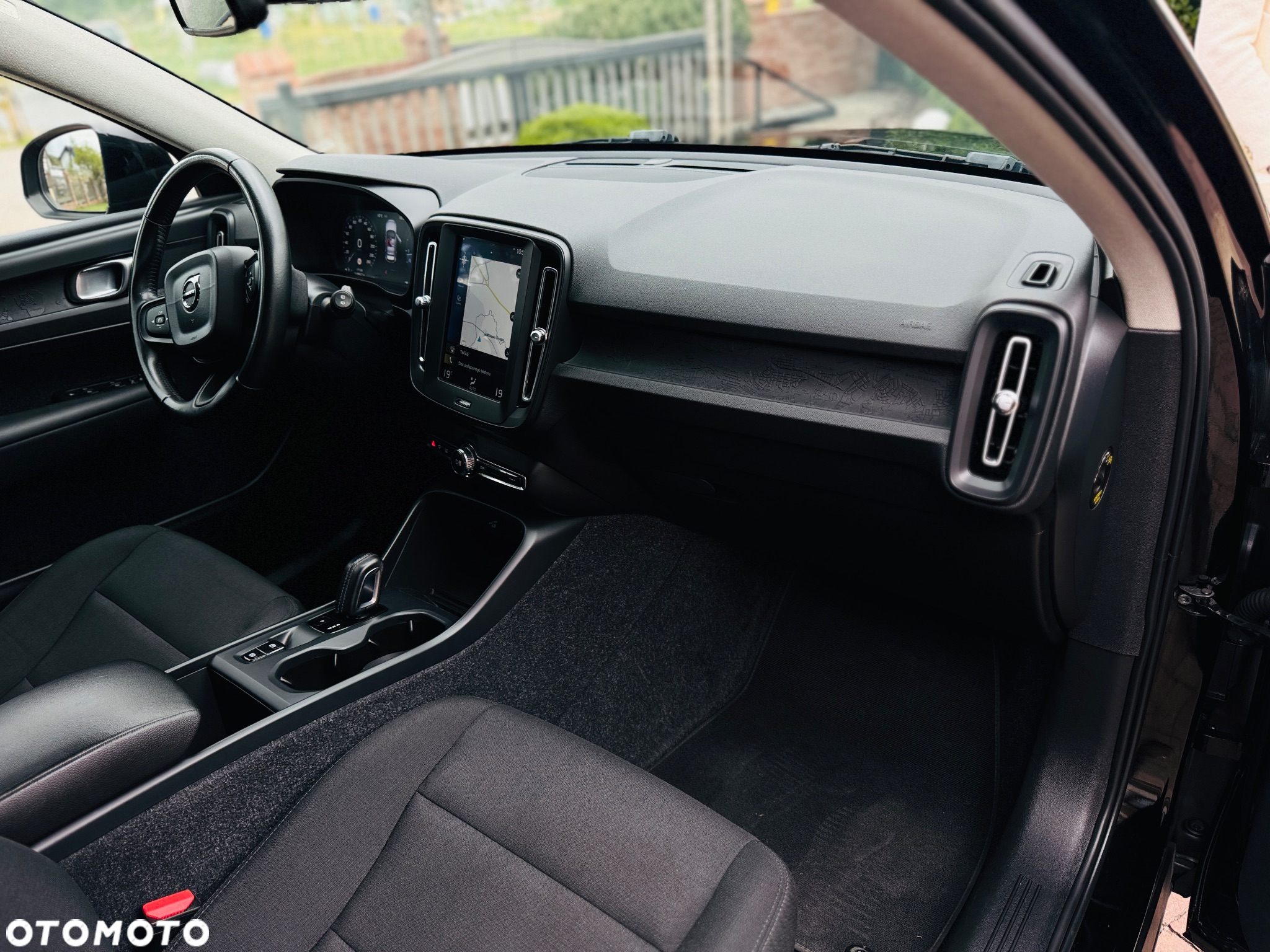 Volvo XC 40 D3 AWD Momentum Pro - 8