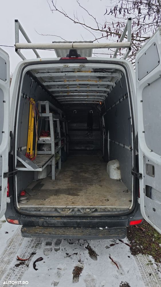 Mercedes-Benz Sprinter - 7