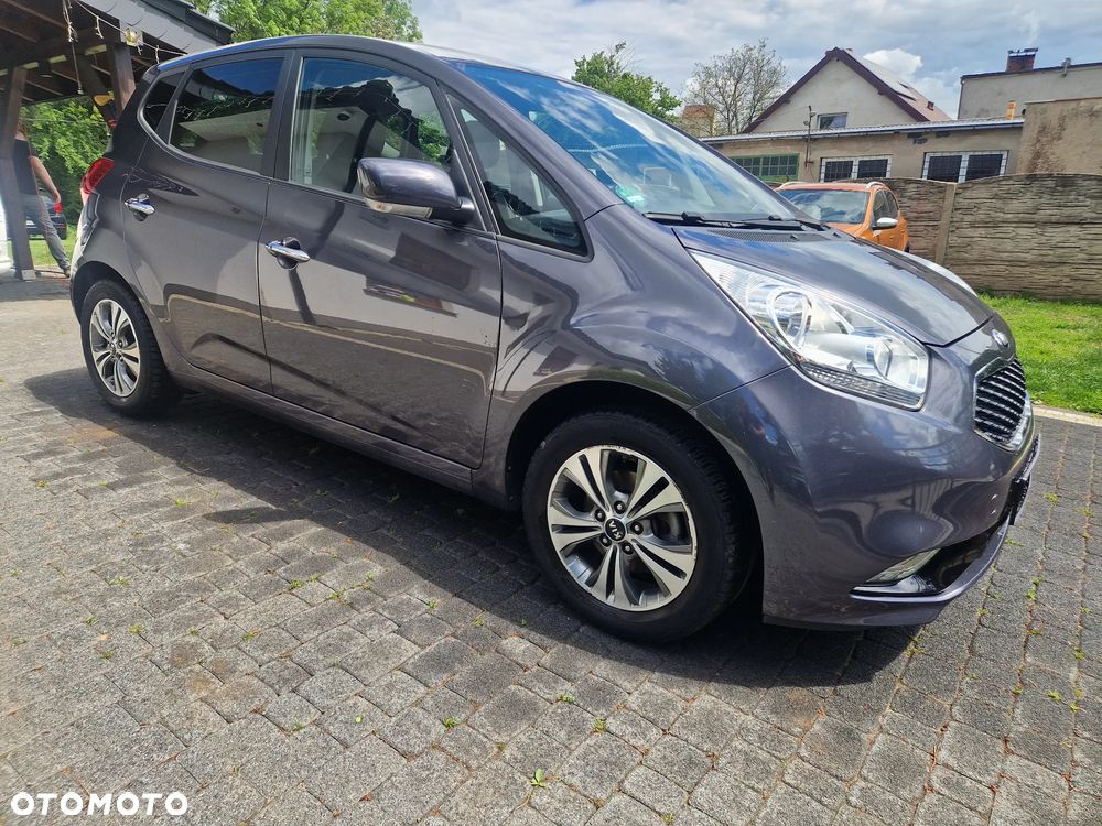 Kia Venga 1.6 CVVT Automatik Titanium Collection - 1