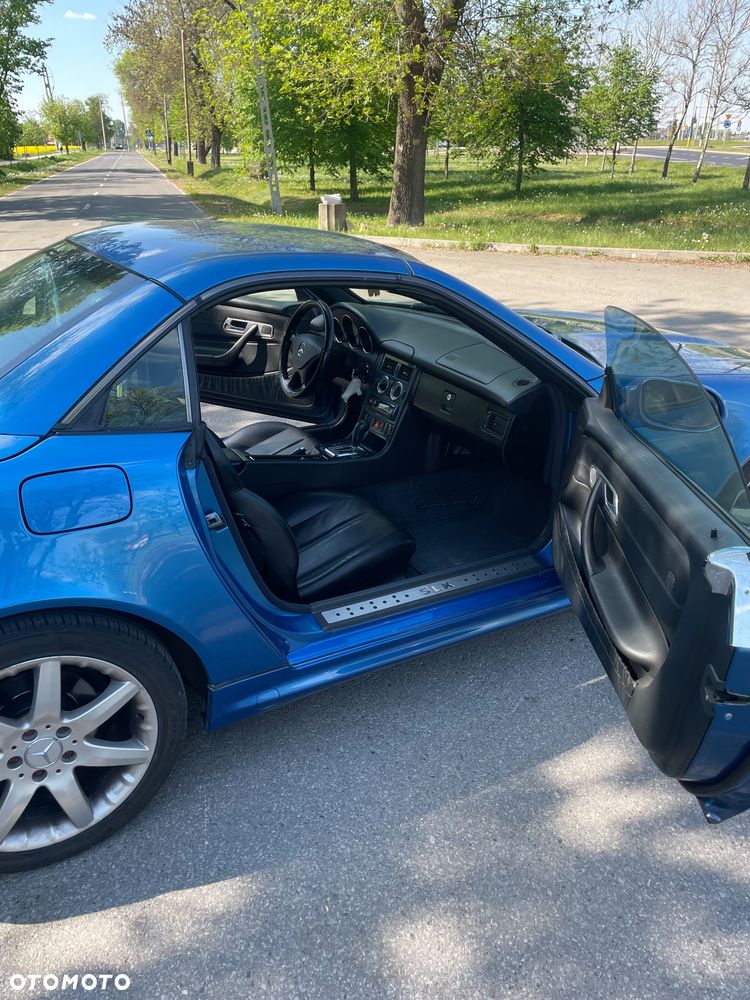 Mercedes-Benz SLK - 21