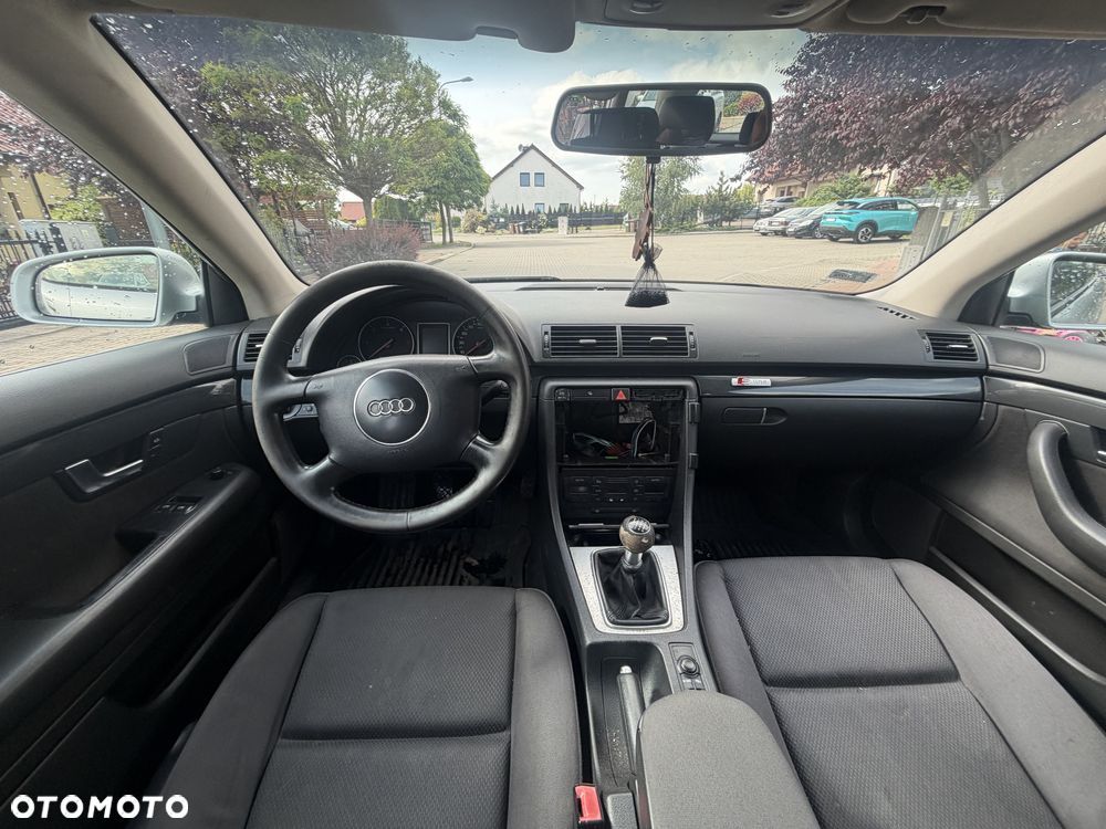 Audi A4 Avant - 5