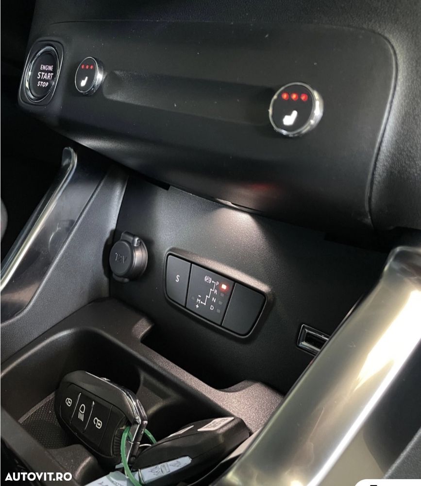 Citroën C3 AIRCROSS BlueHDI 120 Stop & Start EAT6 SHINE PACK - 33