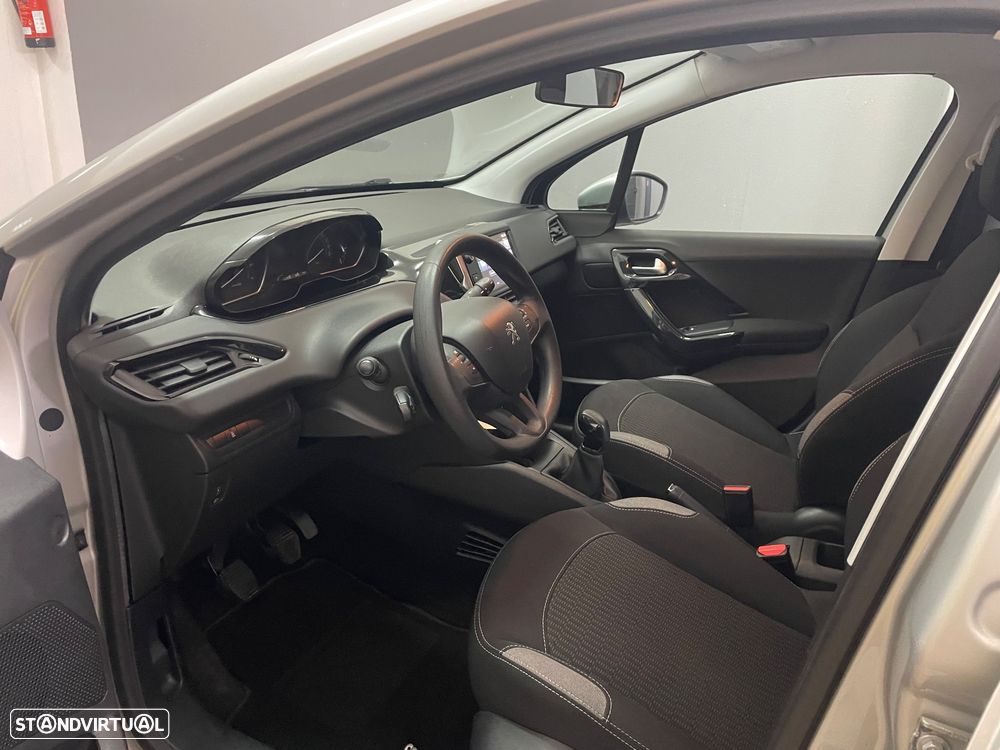 Peugeot 208 PureTech 82 Active - 8