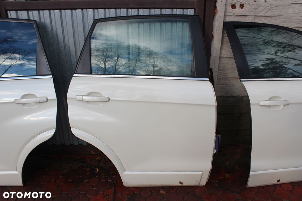 Drzwi Prawe Tylne Chevrolet Captiva - 1