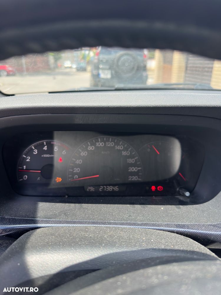 Honda FR-V 2.2i CTDi Exec - 2