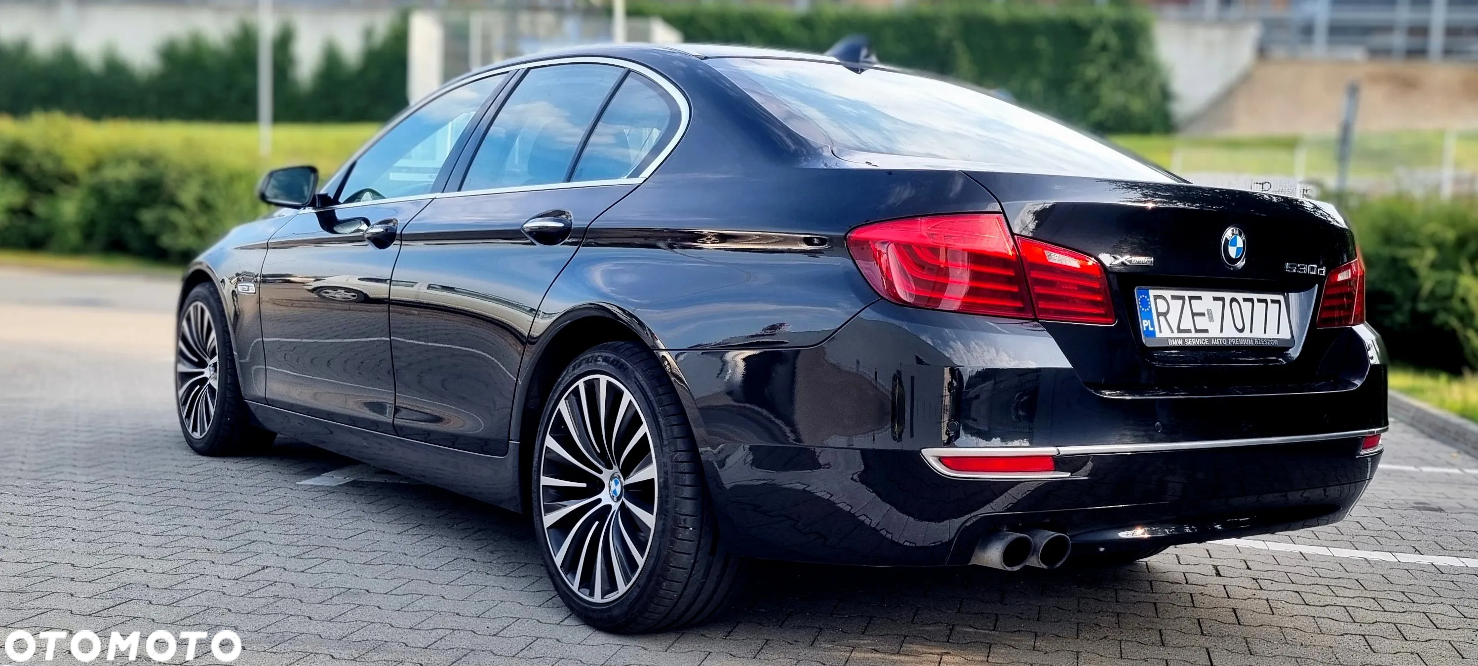 BMW Seria 5 530d xDrive Modern Line - 9
