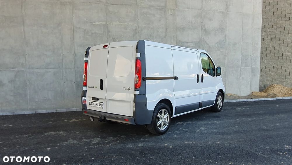 Renault Trafic - 2