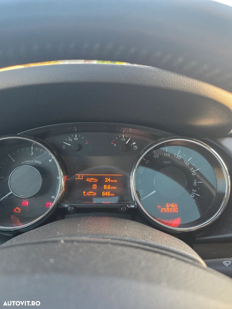 Peugeot 3008 HDi FAP 115 Allure - 7