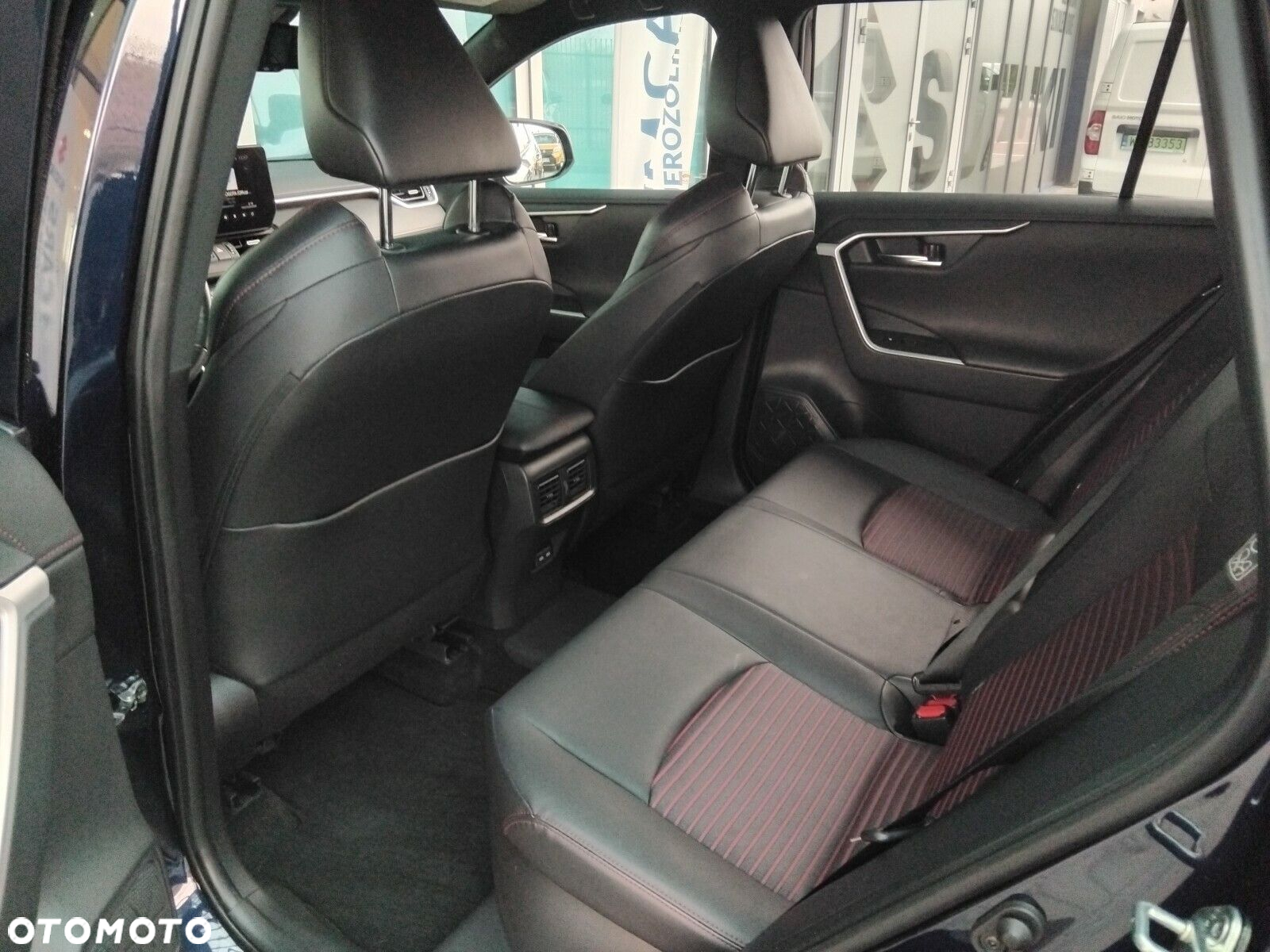 Suzuki Across - 12