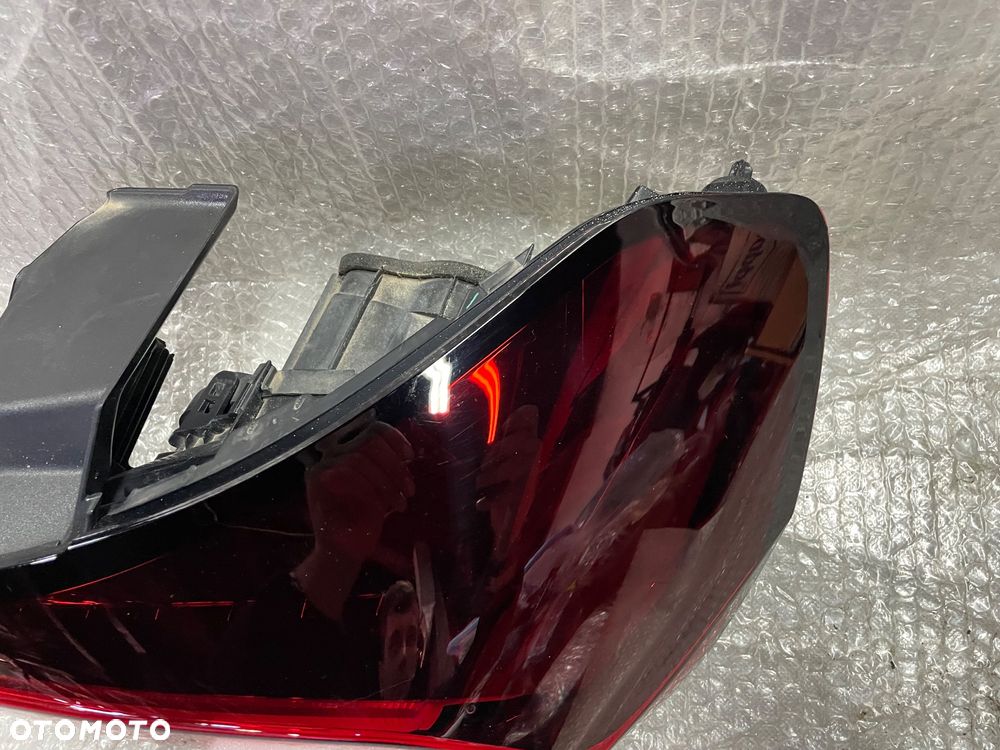 LAMPA TYŁ PRAWA OPEL CORSA F LED 90194153 39162664 9829317280 - 7