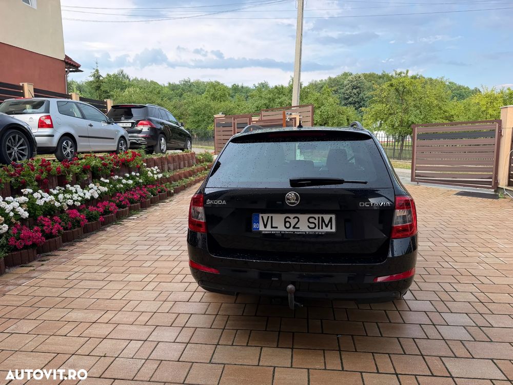 Skoda Octavia 2.0 TDI Green tec DSG Elegance - 8