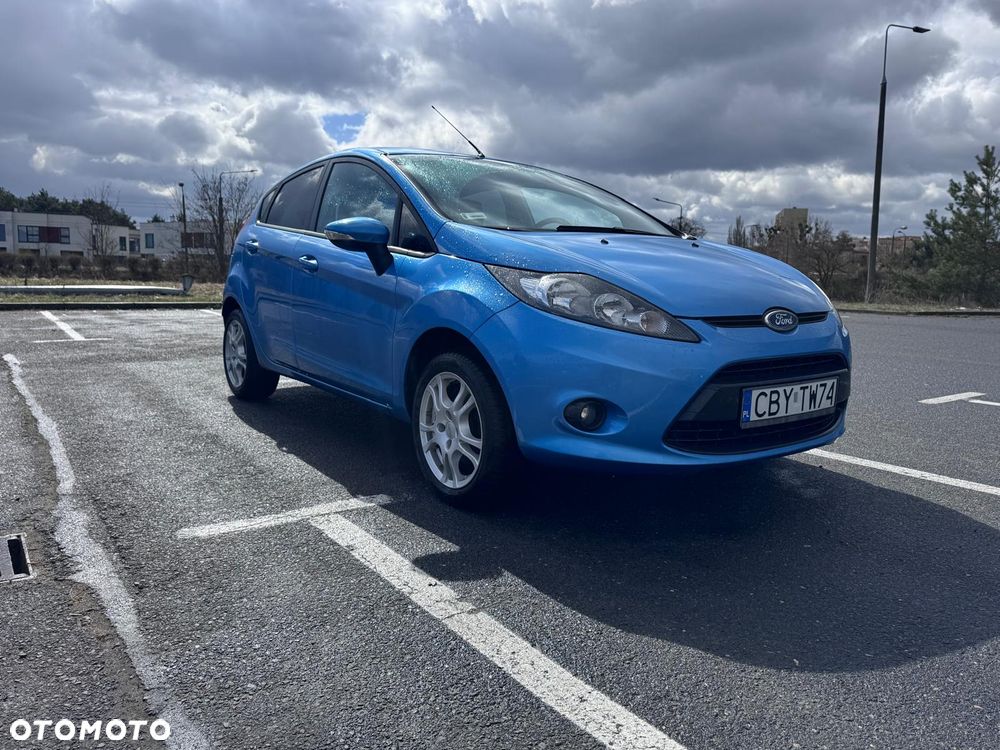 Ford Fiesta 1.4 TDCi Ambiente - 6
