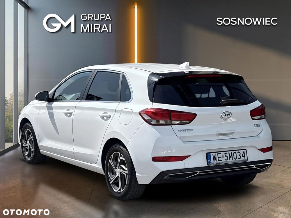 Hyundai i30 1.5 DPI Comfort - 3