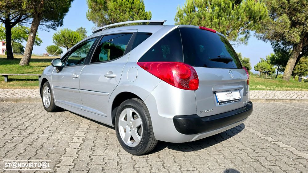 Peugeot 207 SW 1.4 Sport - 12