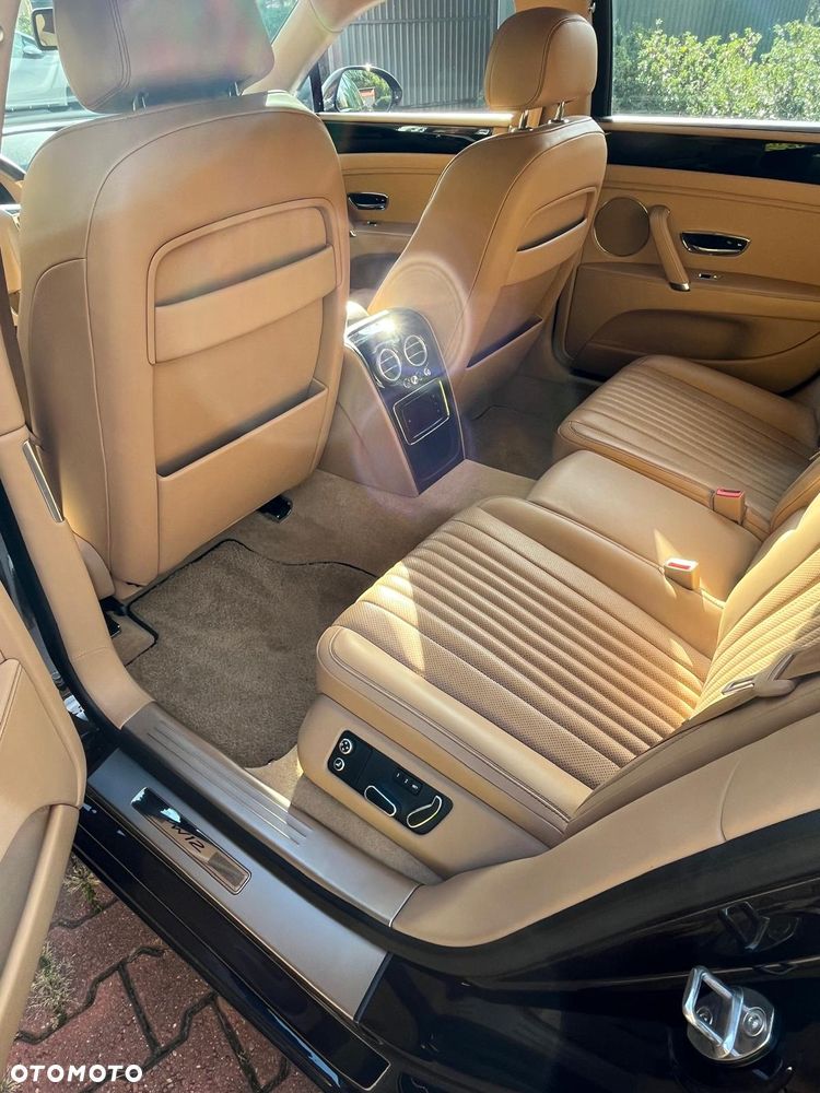 Bentley Flying Spur - 7