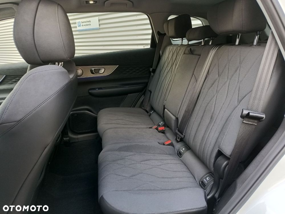 Chery Tiggo 8 1.5 T-GDI Super Hybrid Prestige DCT - 13