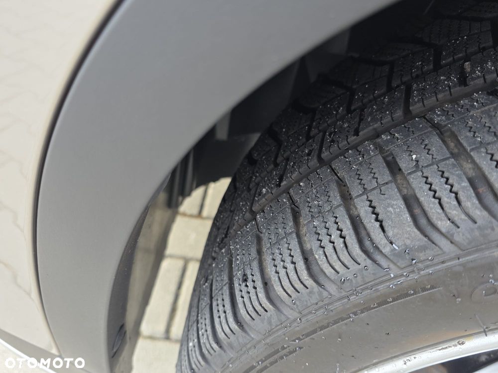 BMW X1 xDrive18d xLine - 30