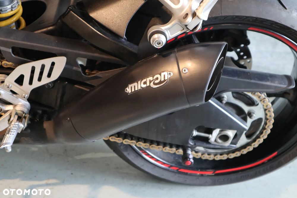 Suzuki GSX-R - 9