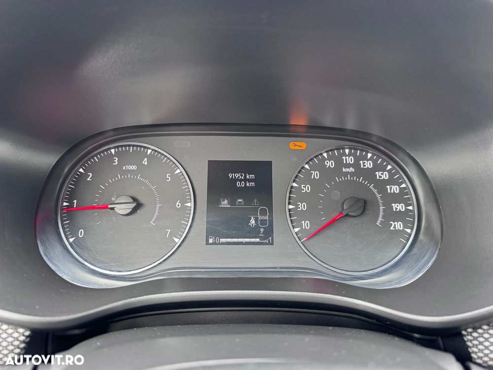 Dacia Logan TCe 90 Essential - 20