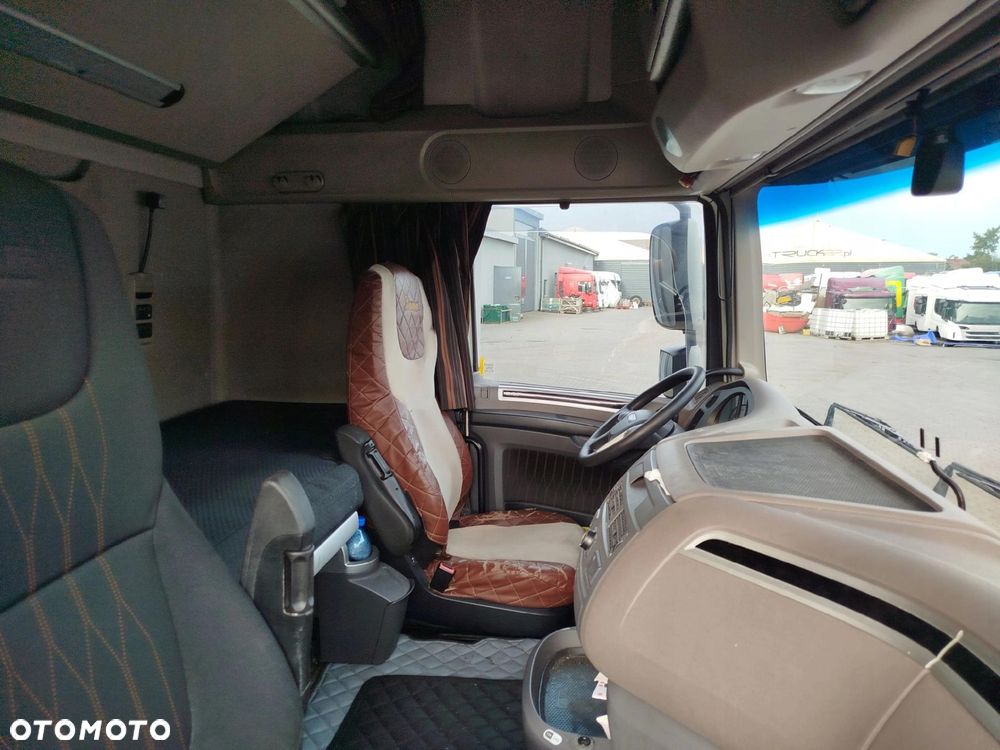 KABINA DAF XF 106 LIFT - 9