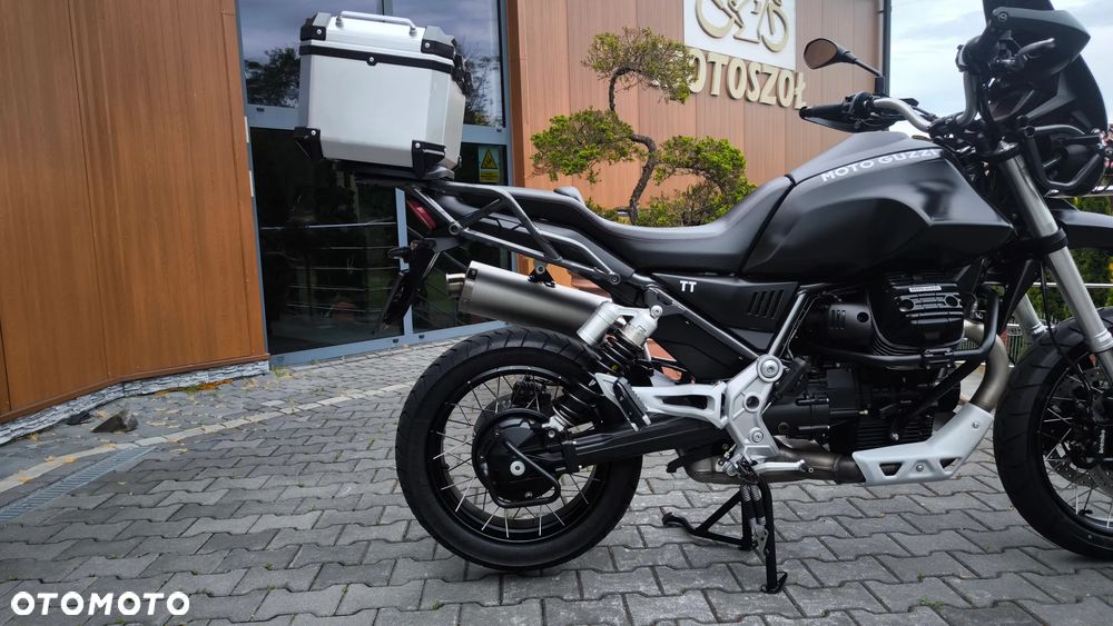 Moto Guzzi V85 - 13