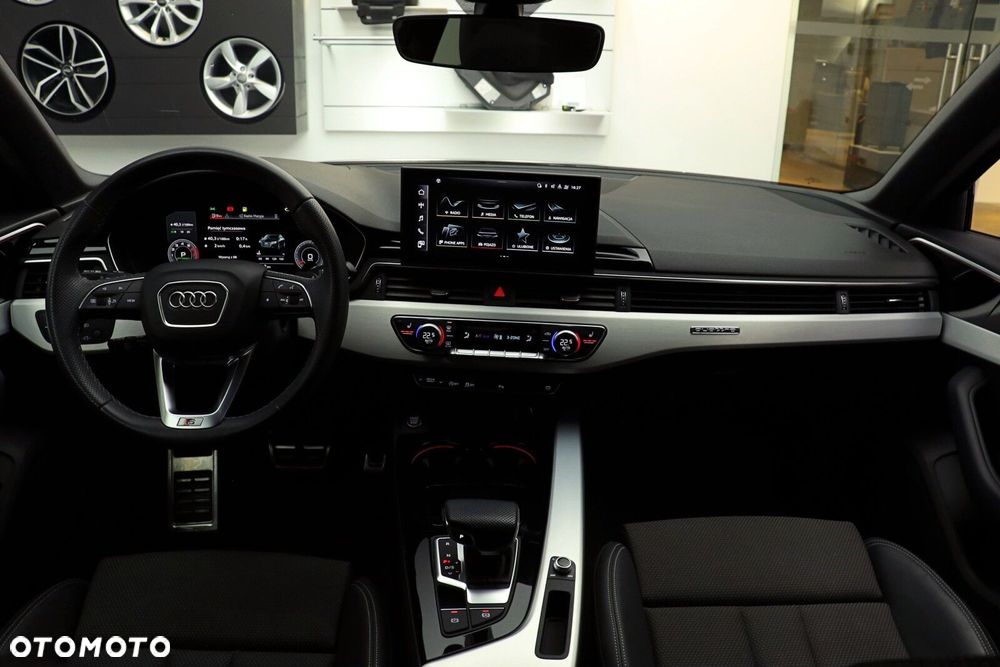 Audi A4 Limousine - 20