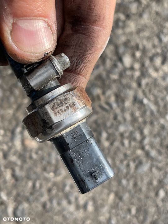 Czujnik ciśnienia spalin + wężyk Bmw e90 F10 - 2