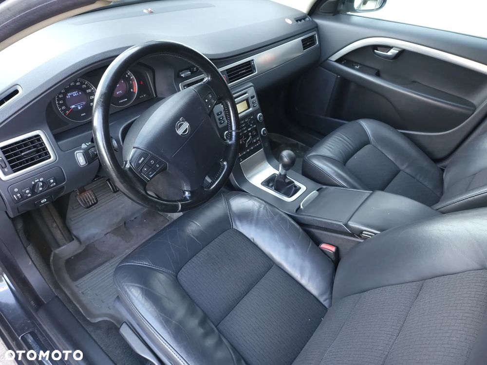 Volvo V70 2.5T Summum - 20