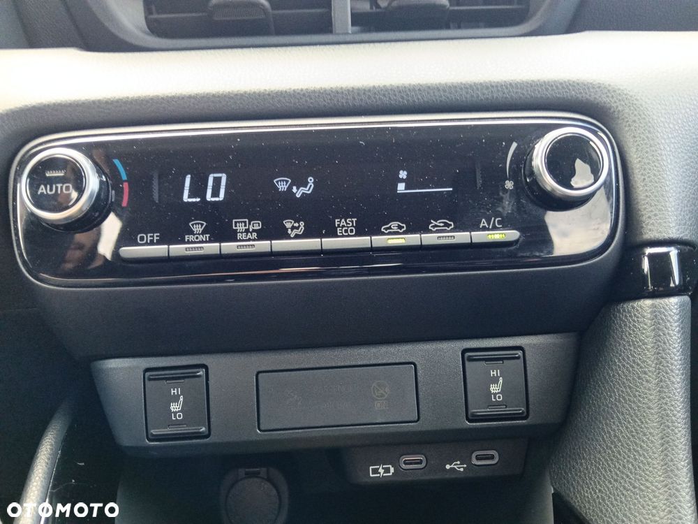 Toyota Yaris Hybrid 1.5 Style - 20