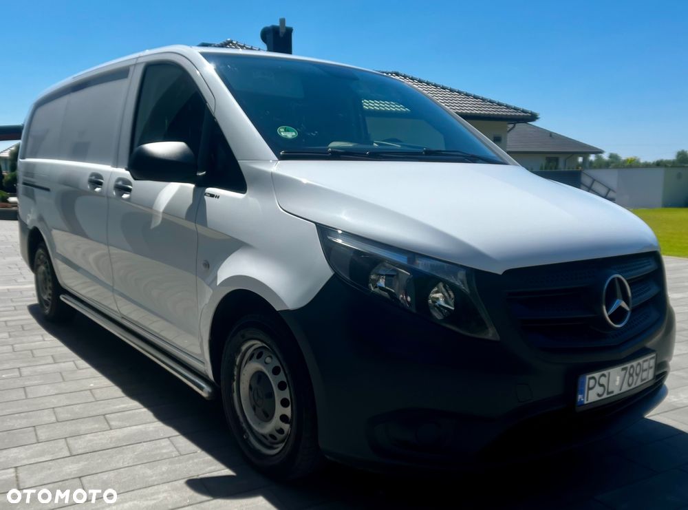 Mercedes-Benz Vito 111 - 2