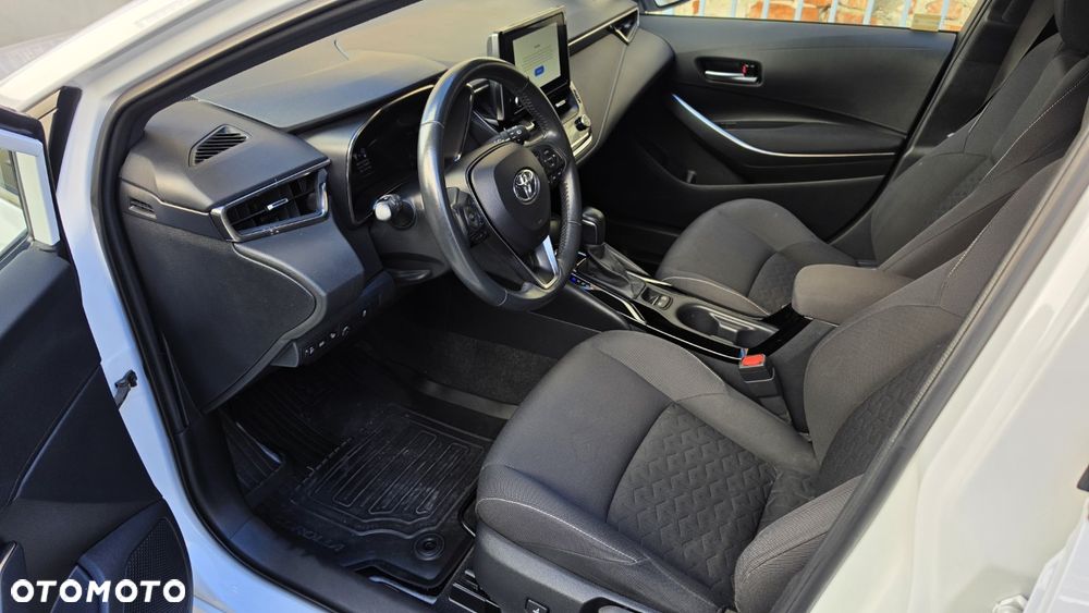 Toyota Corolla - 13