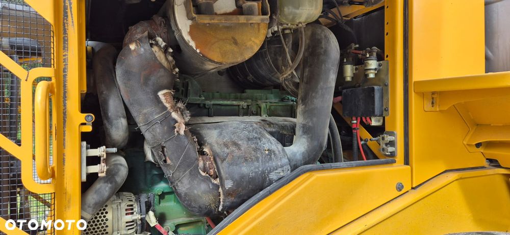 Volvo L 120 F - 9
